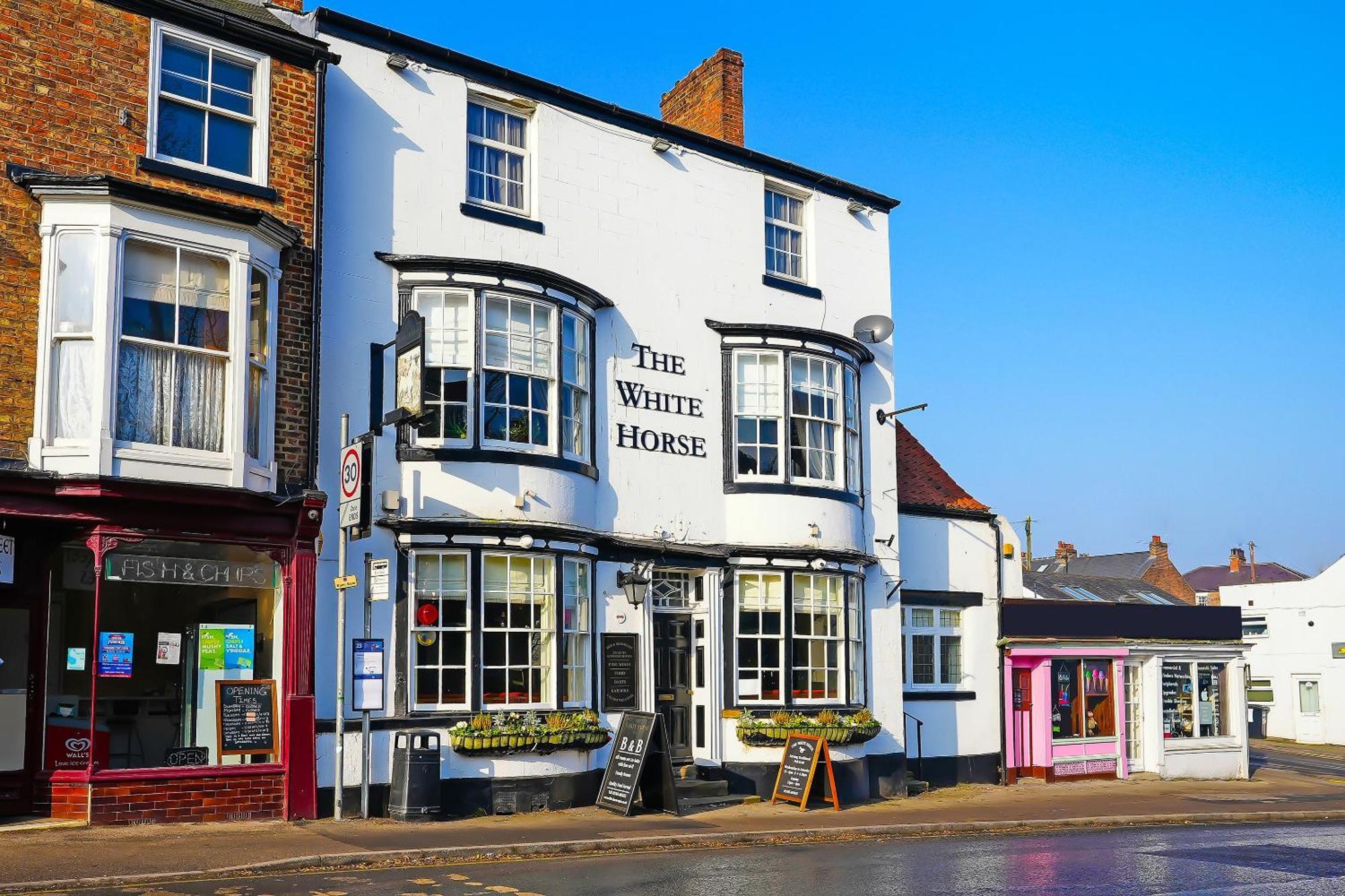 ホテル Oyo The White Horse, Ripon North Yorkshire エクステリア 写真