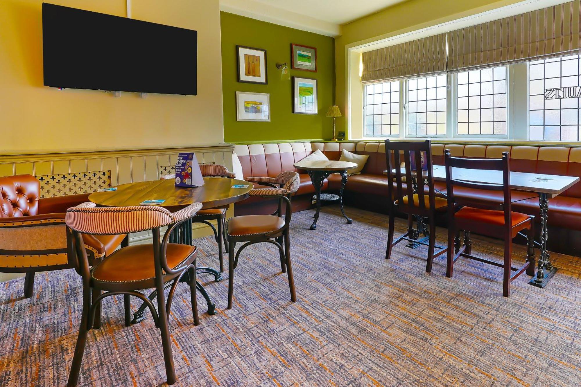 ホテル Oyo The White Horse, Ripon North Yorkshire エクステリア 写真